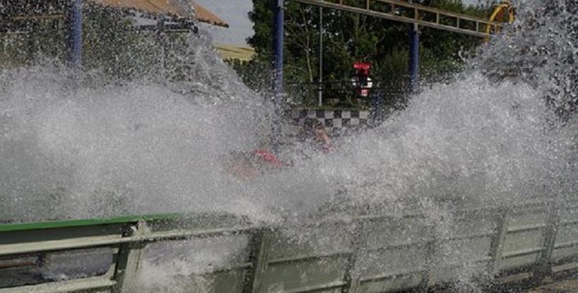THE BIG SPLASH